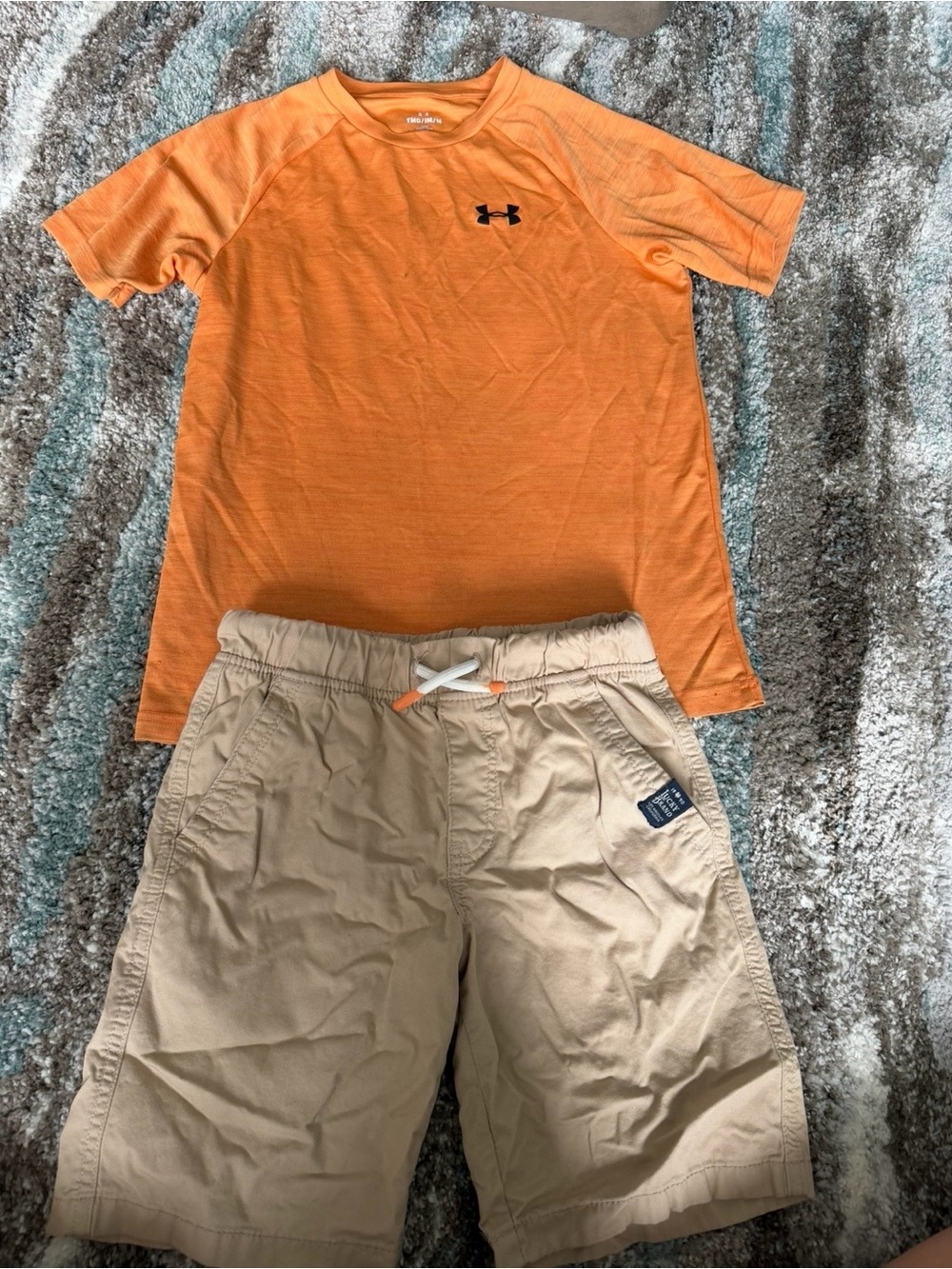 Under Armour boys Orange Tee size M Lucky Brand Khaki Shorts size S 8